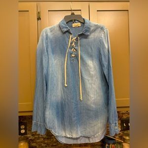 Cloth & Stone Denim pullover shirt. Like new Sz Large